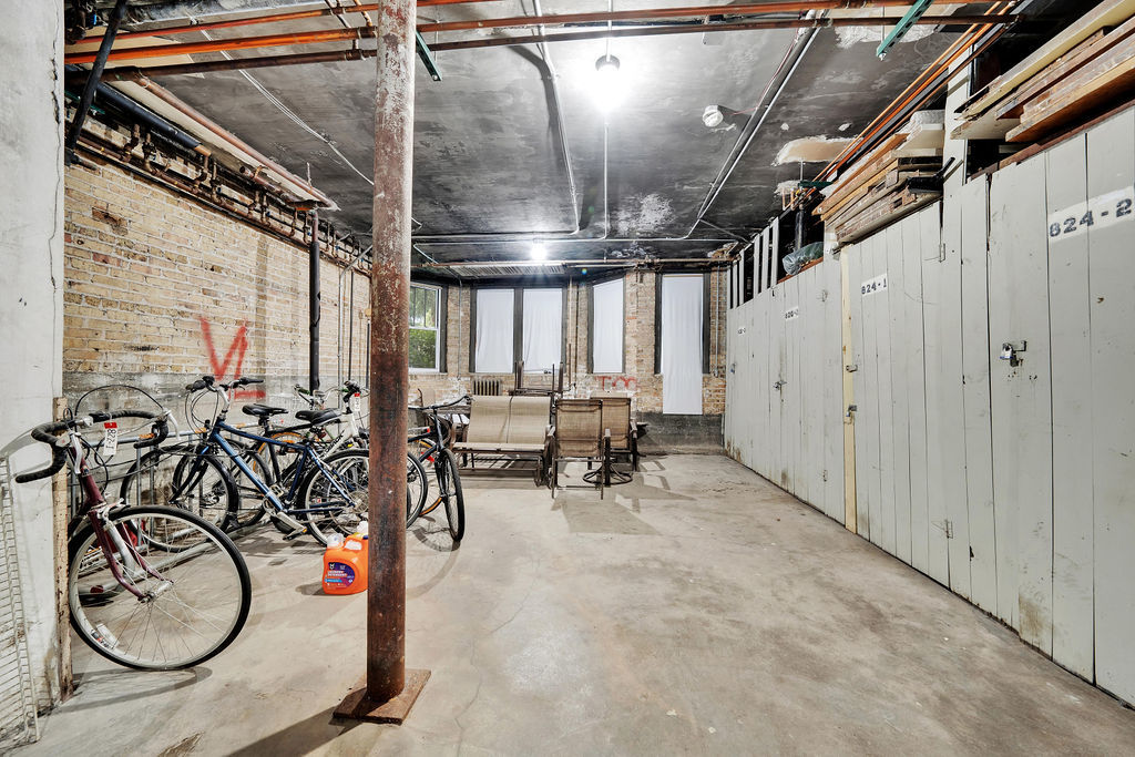 820 Washington Blvd #G Oak Park, IL 60302