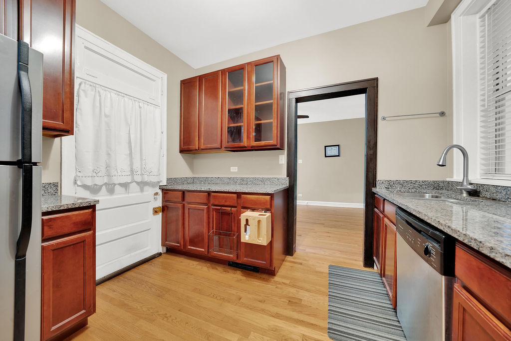 820 Washington Blvd #G Oak Park, IL 60302