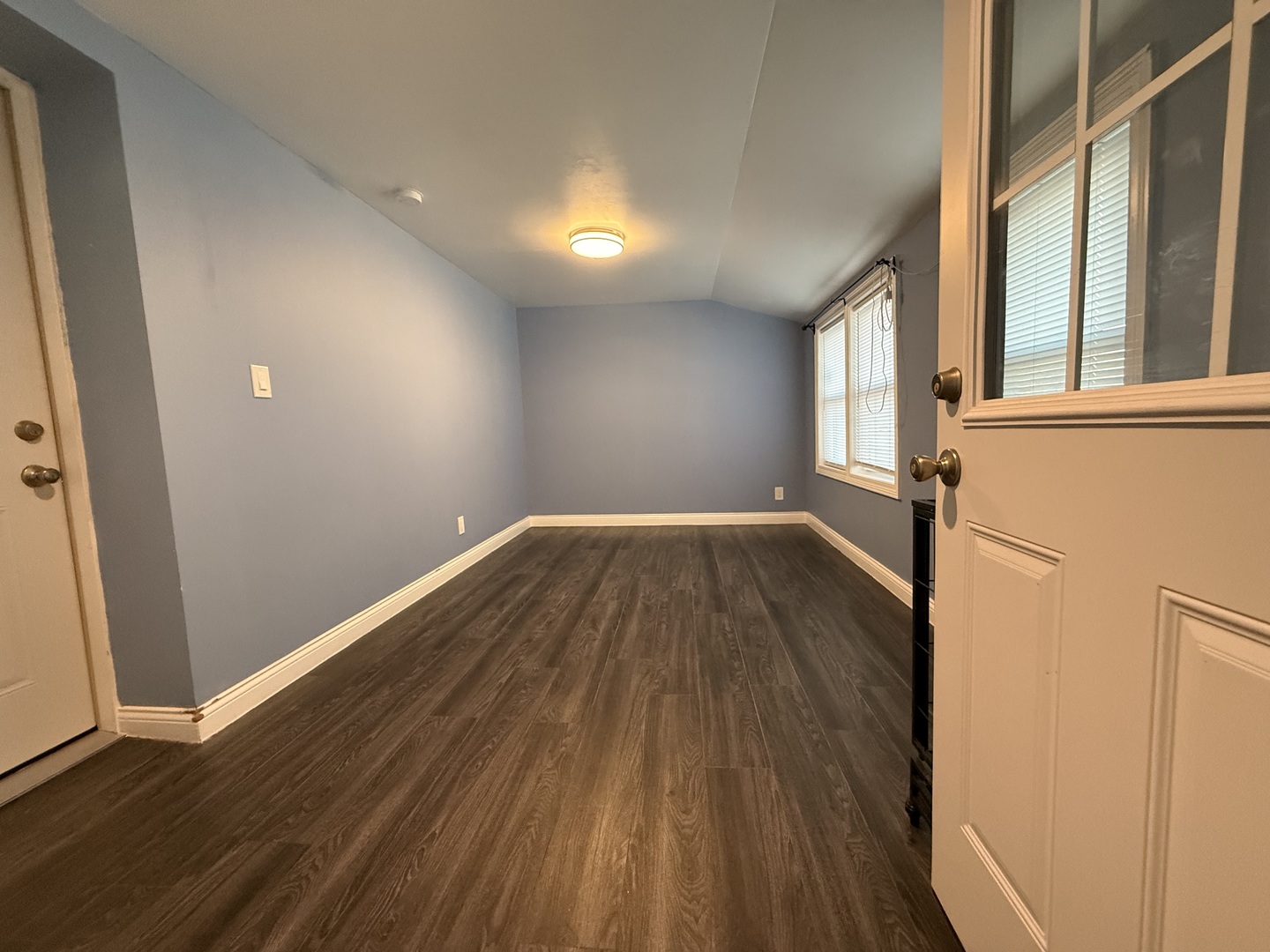 245 S 18th Ave Maywood, IL 60153