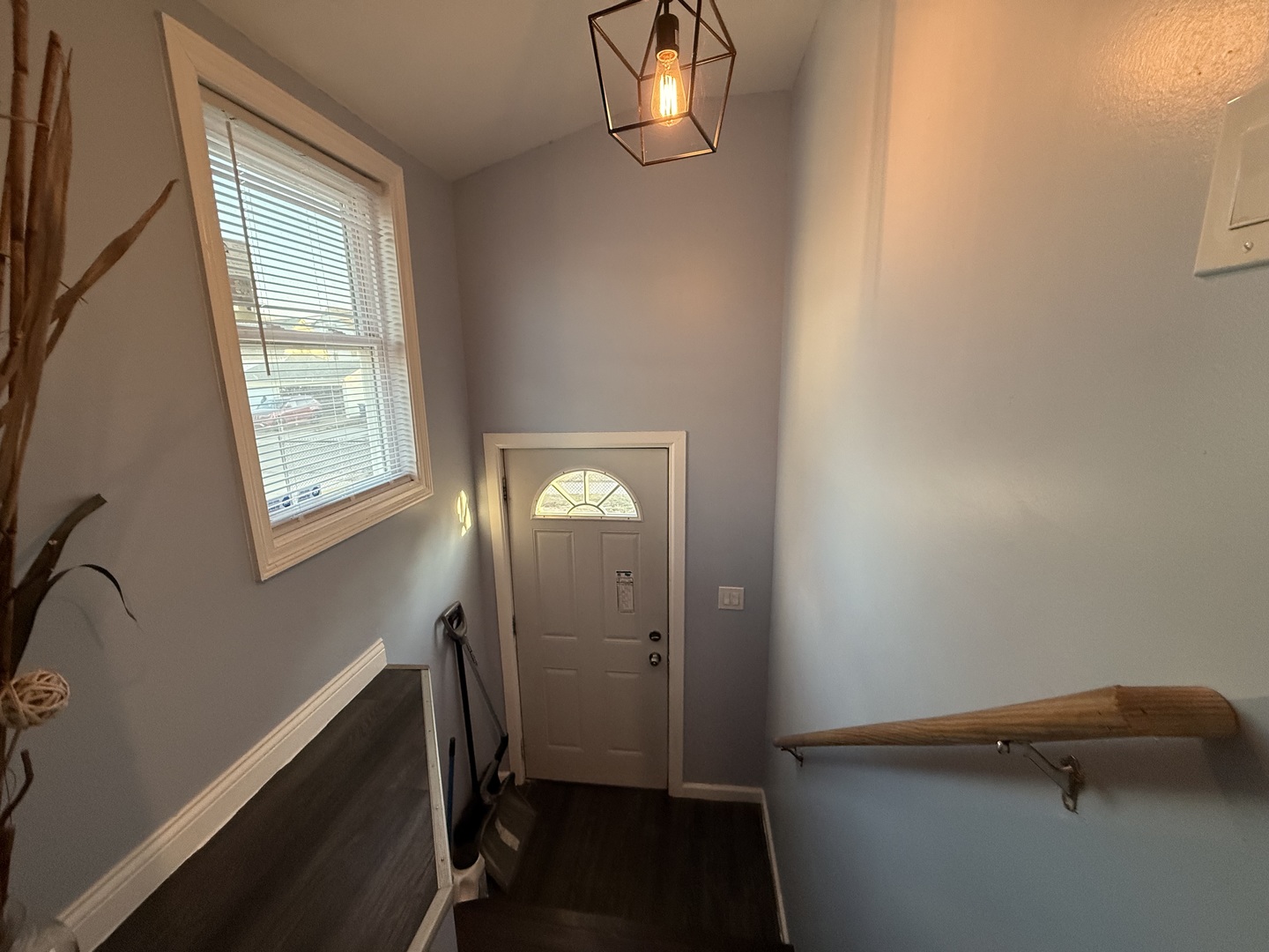 245 S 18th Ave Maywood, IL 60153