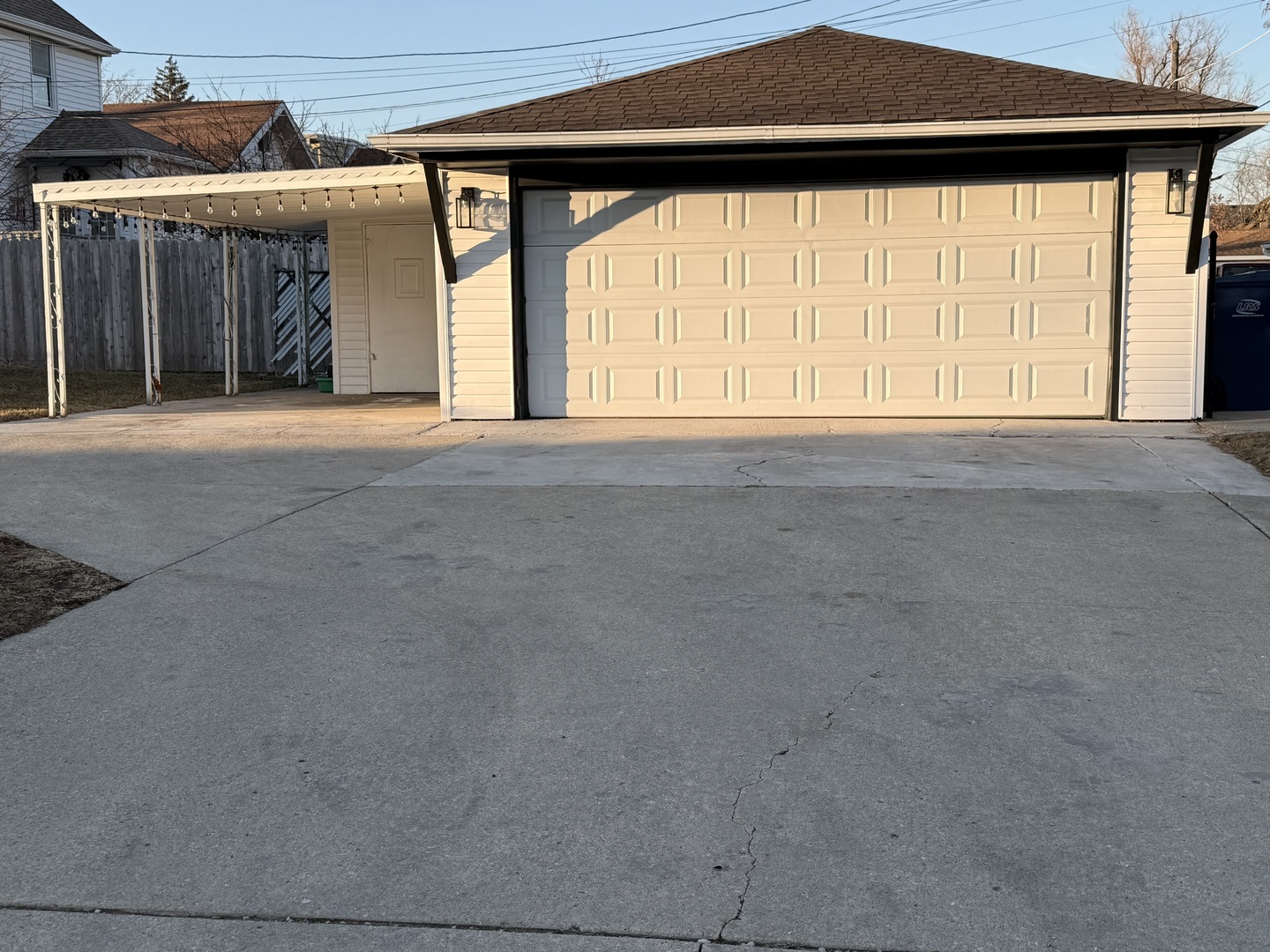 245 S 18th Ave Maywood, IL 60153