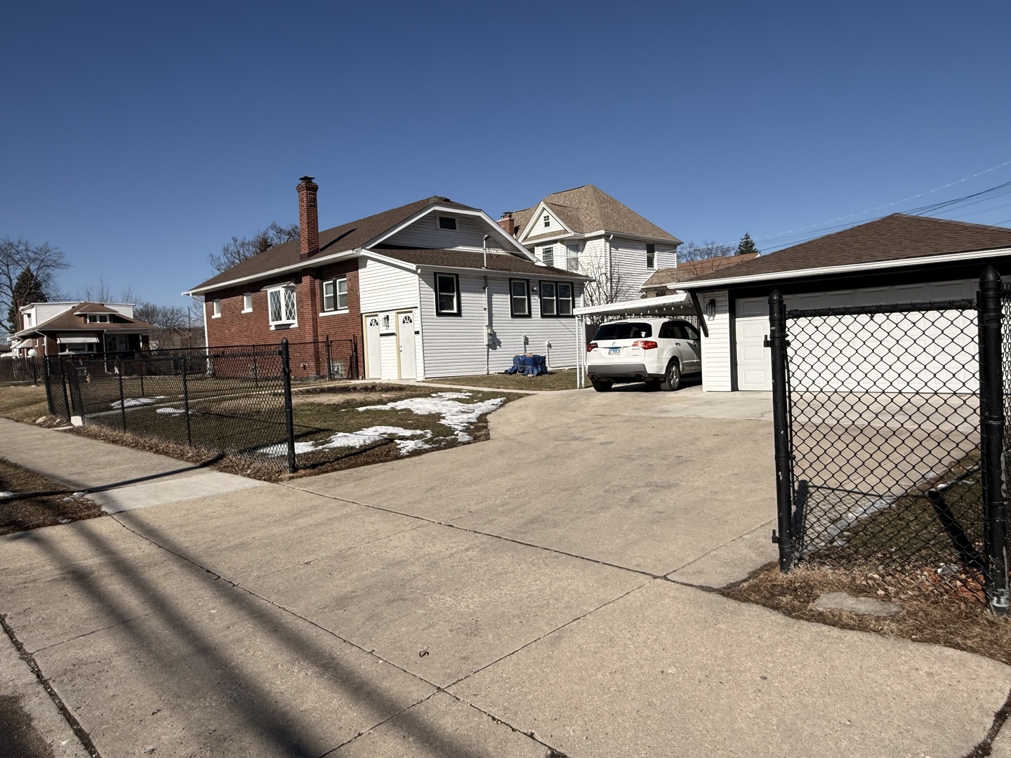 245 S 18th Ave Maywood, IL 60153