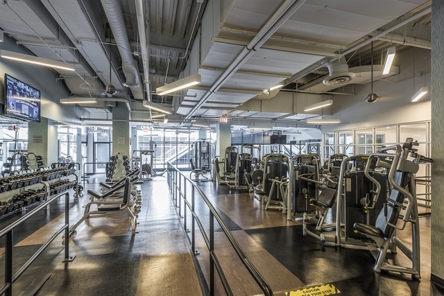 225 N Columbus Dr #6903 Chicago, IL 60601