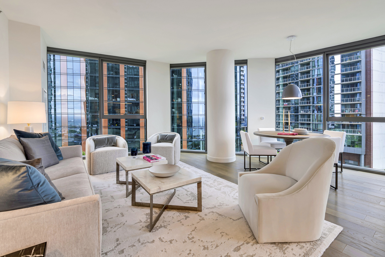 211 N Hbr Dr #2009 Chicago, IL 60601