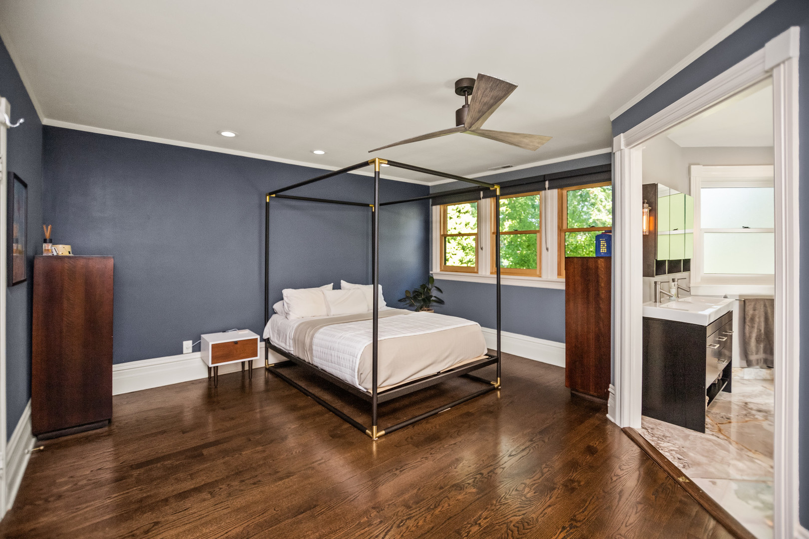 2125 Sherman Ave Evanston, IL 60201