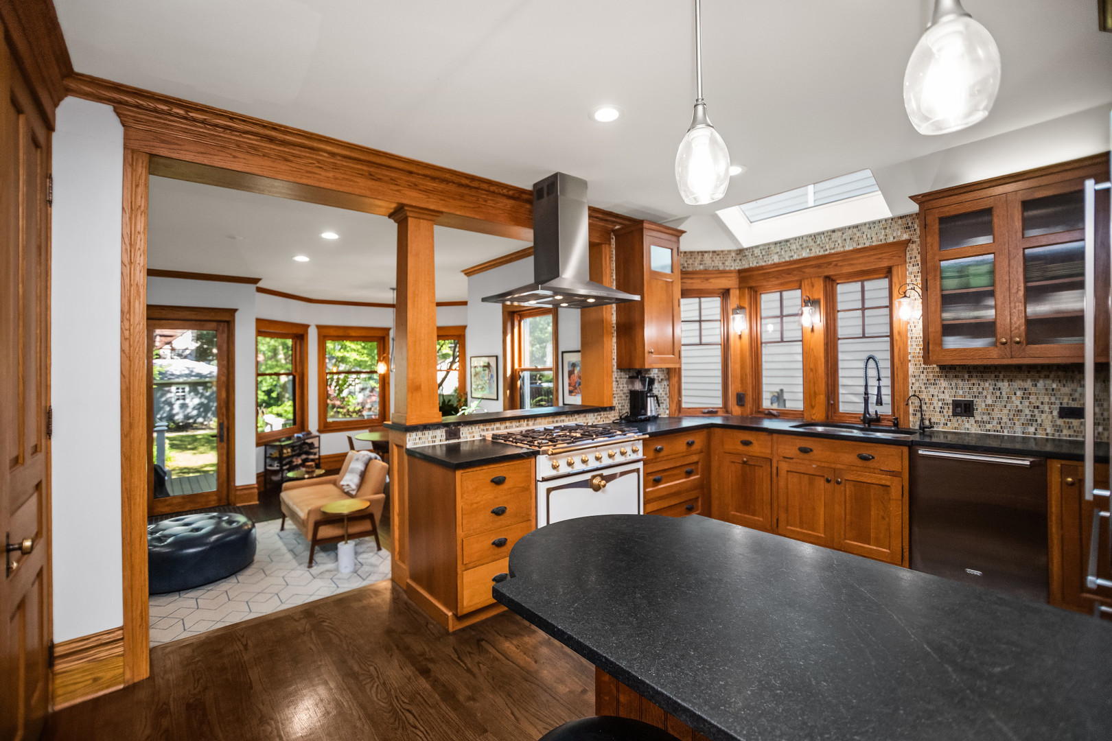 2125 Sherman Ave Evanston, IL 60201