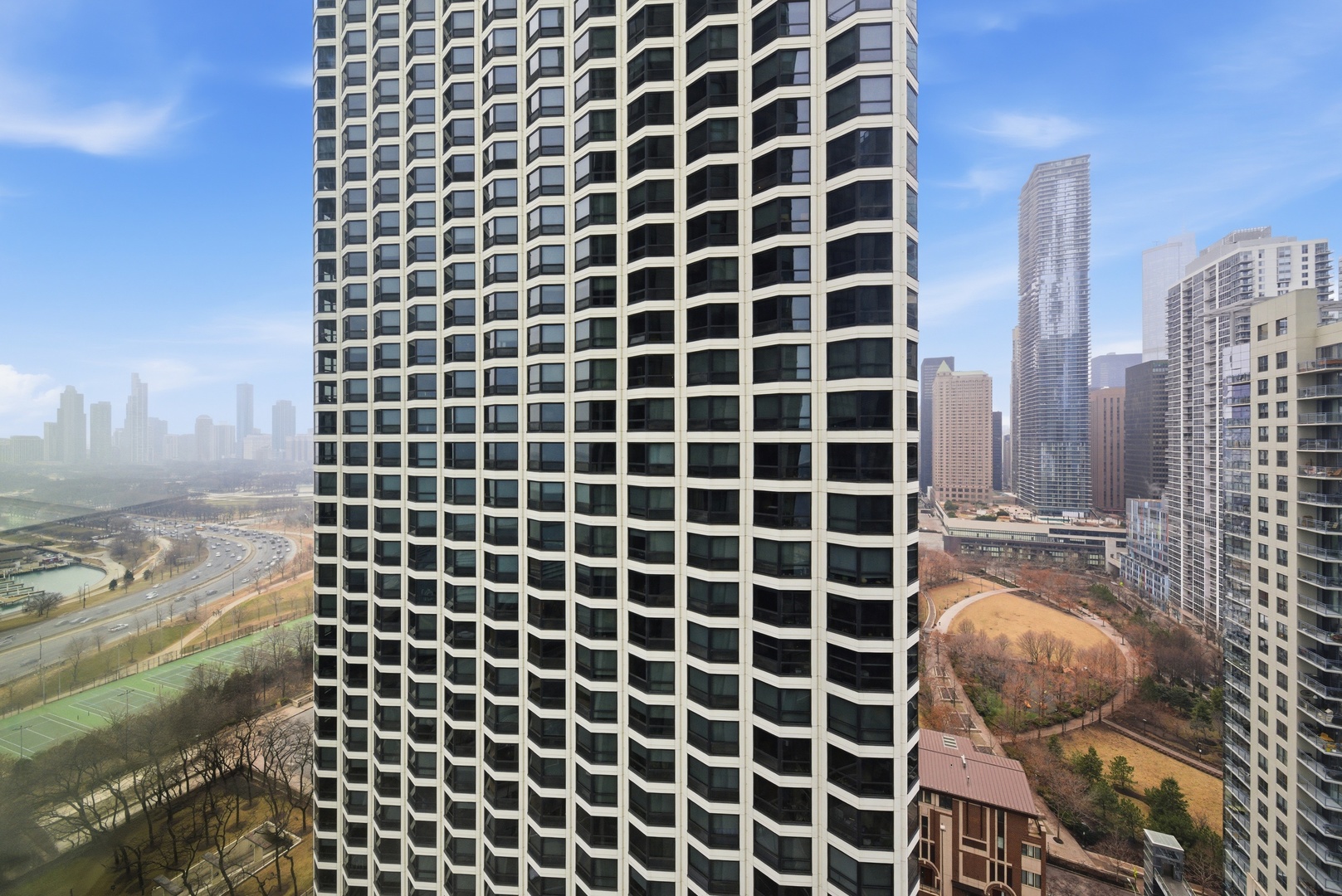 195 N Hbr Dr #2307 Chicago, IL 60601