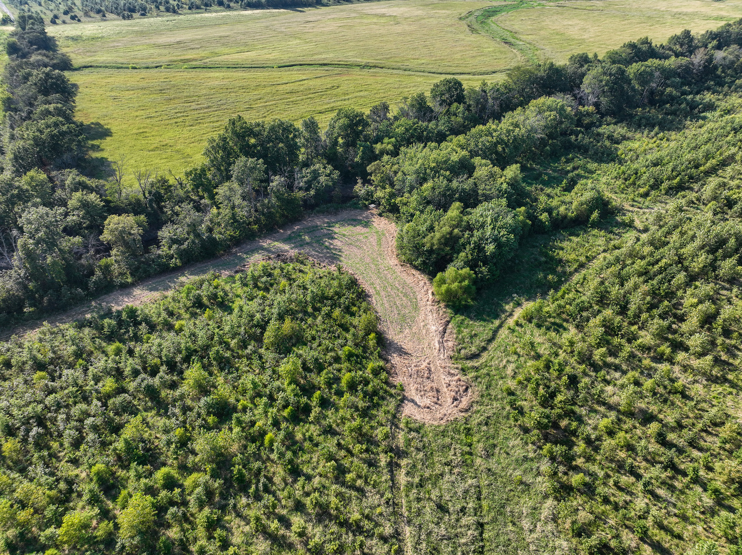 0000 Mayflower Rd Clay City, IL 62824