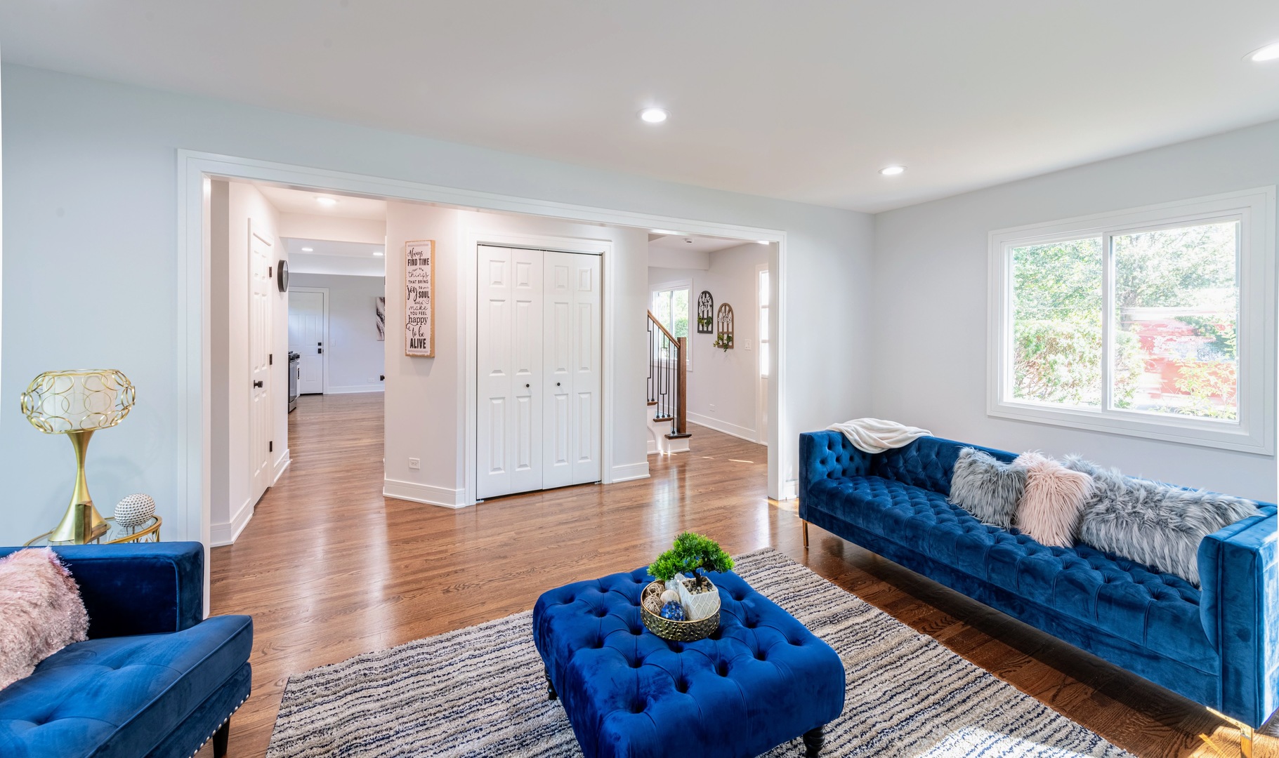 312 Pine St Deerfield, IL 60015