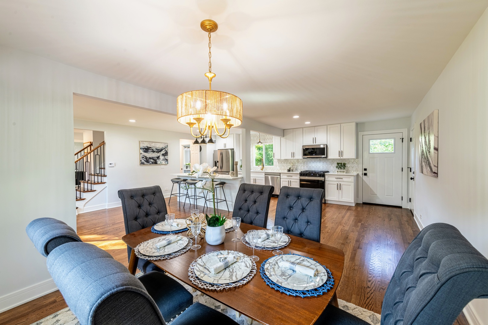 312 Pine St Deerfield, IL 60015