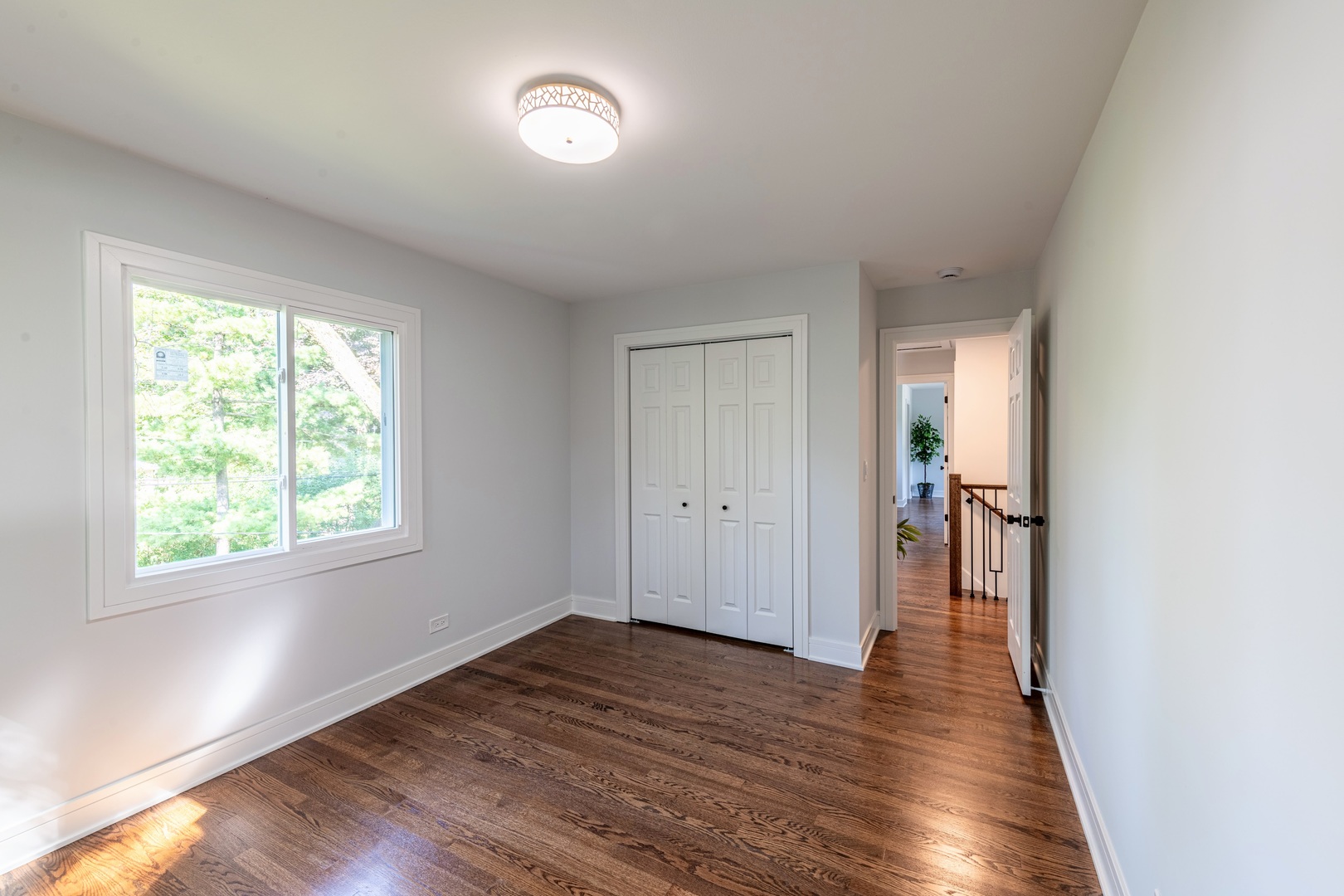 312 Pine St Deerfield, IL 60015