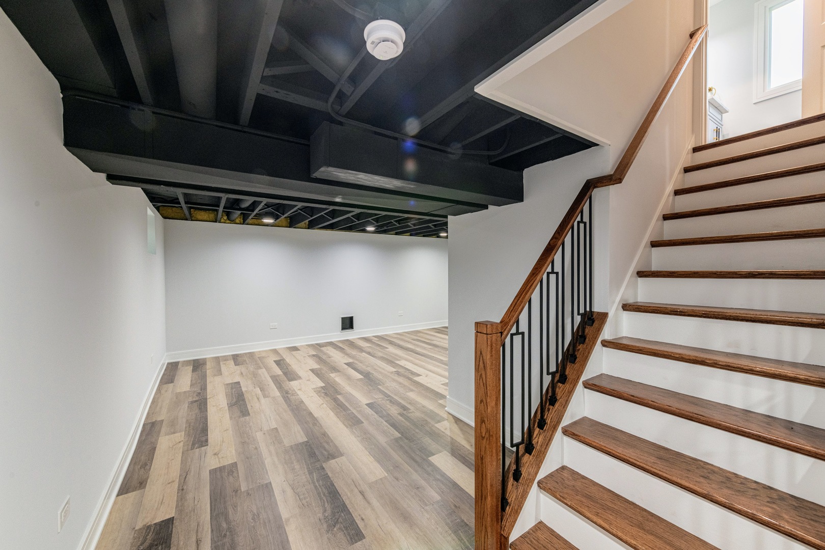 312 Pine St Deerfield, IL 60015