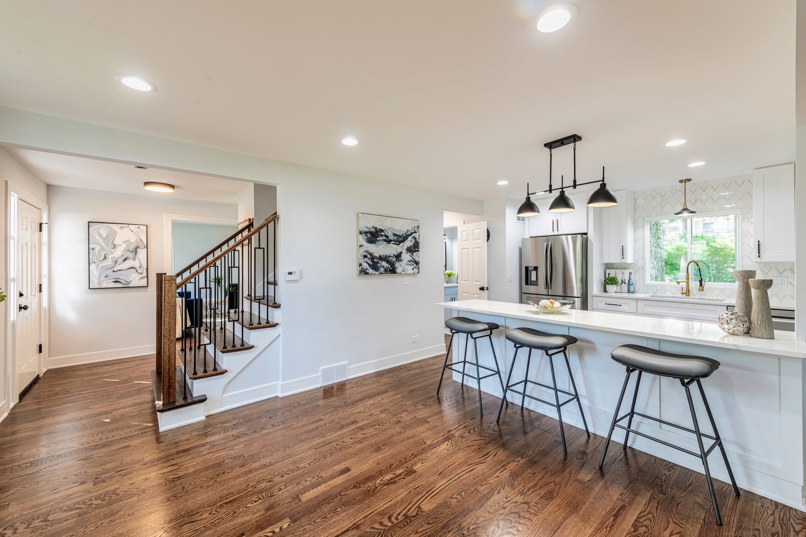 312 Pine St Deerfield, IL 60015