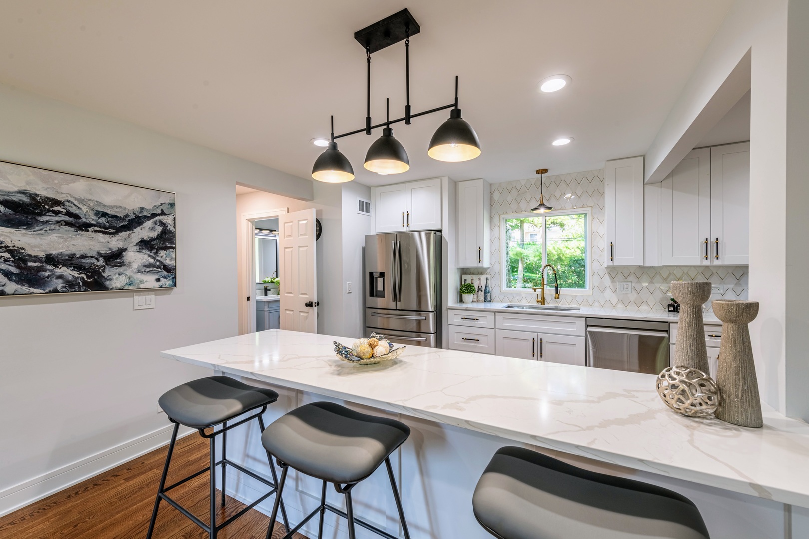 312 Pine St Deerfield, IL 60015