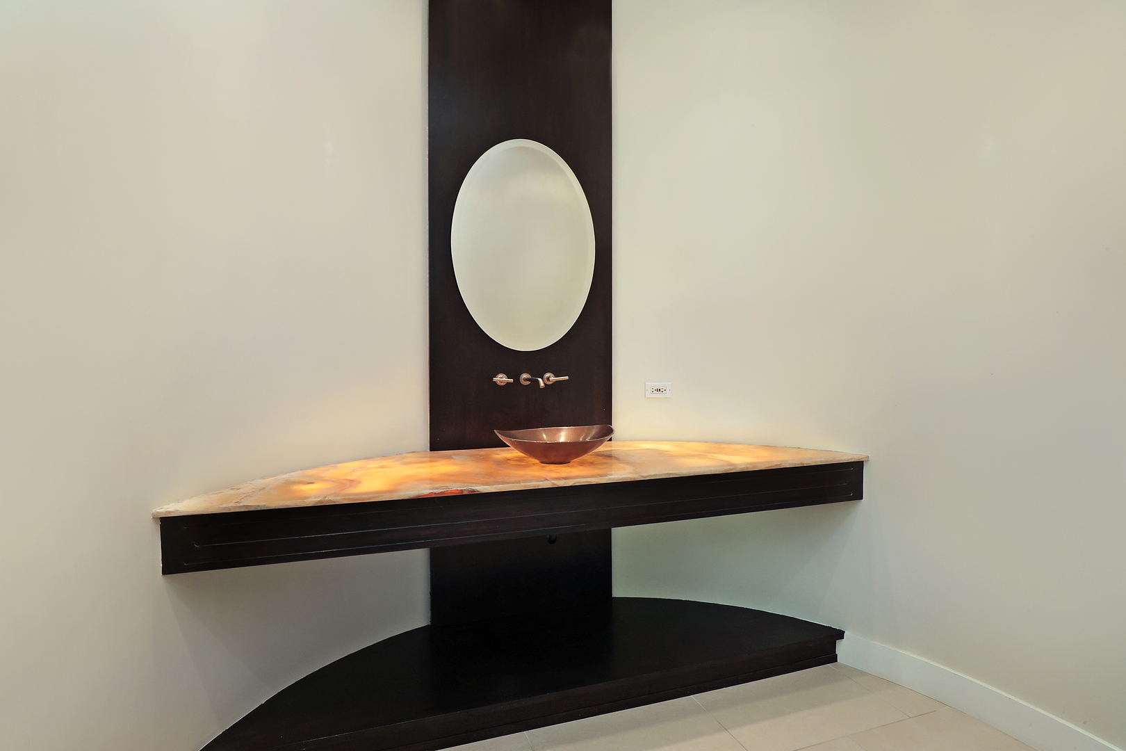 1630 Rdg Rd Highland Park, IL 60035