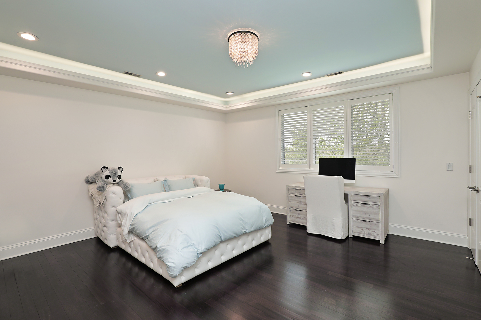 1630 Rdg Rd Highland Park, IL 60035