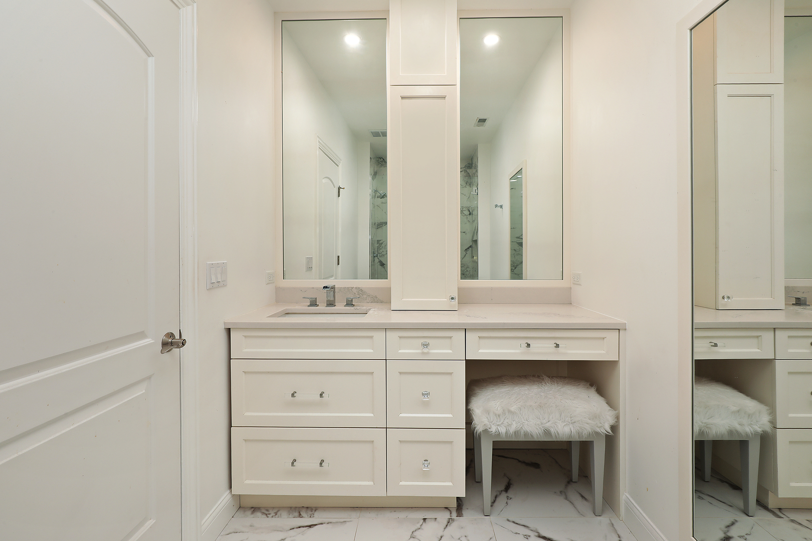 1630 Rdg Rd Highland Park, IL 60035