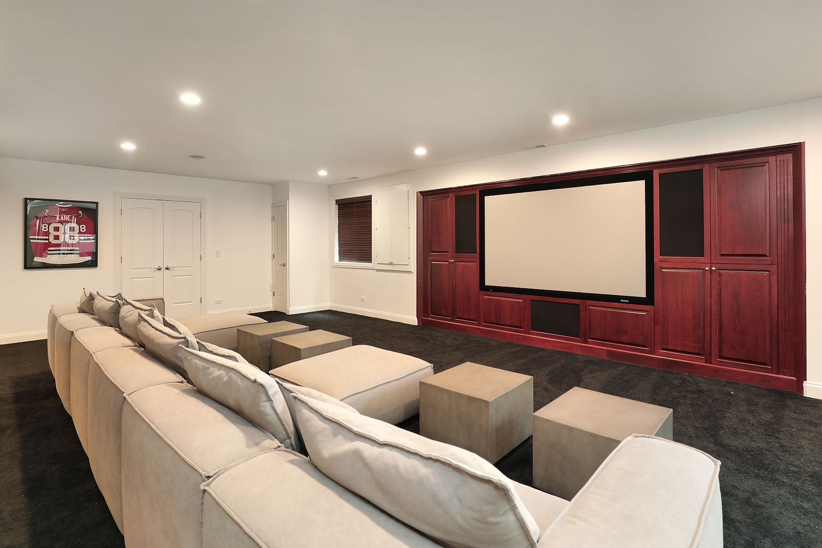 1630 Rdg Rd Highland Park, IL 60035