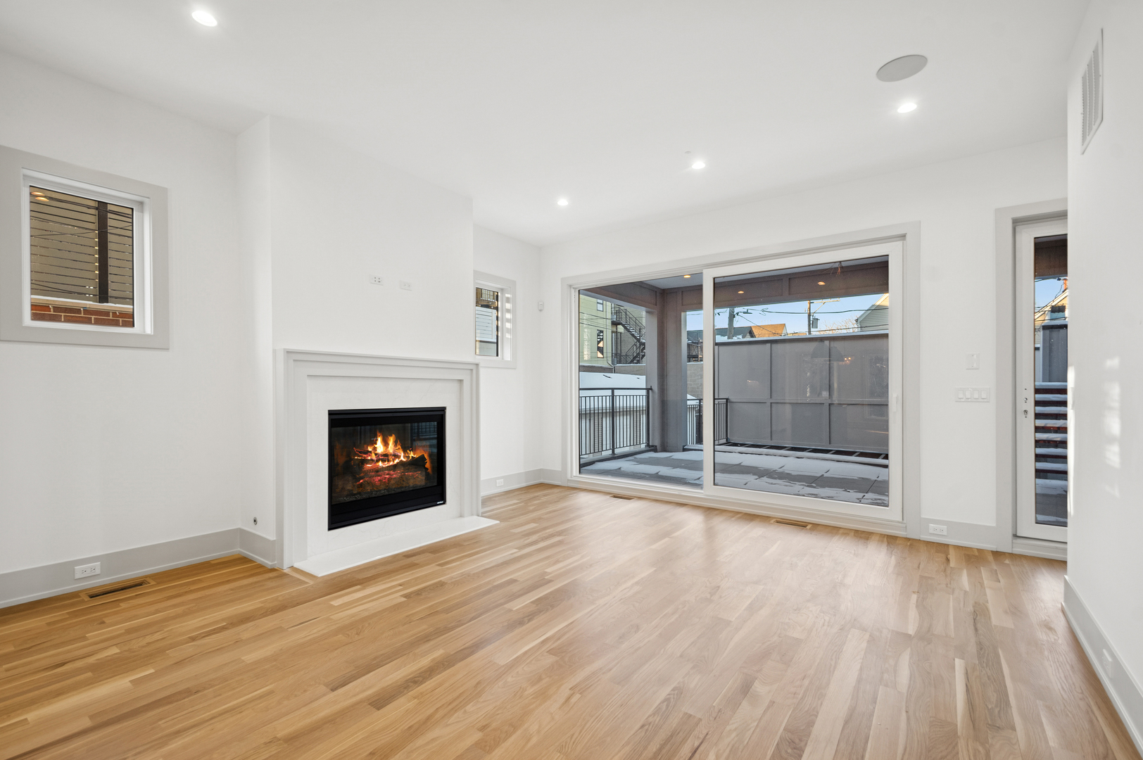 2246 W Lyndale St #1 Chicago, IL 60647