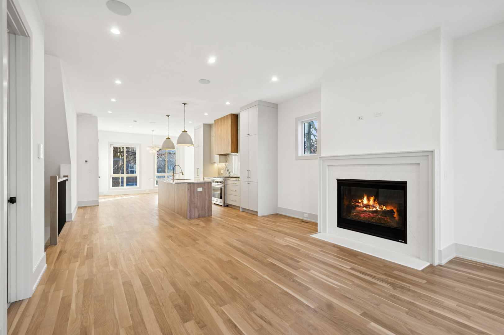 2246 W Lyndale St #1 Chicago, IL 60647