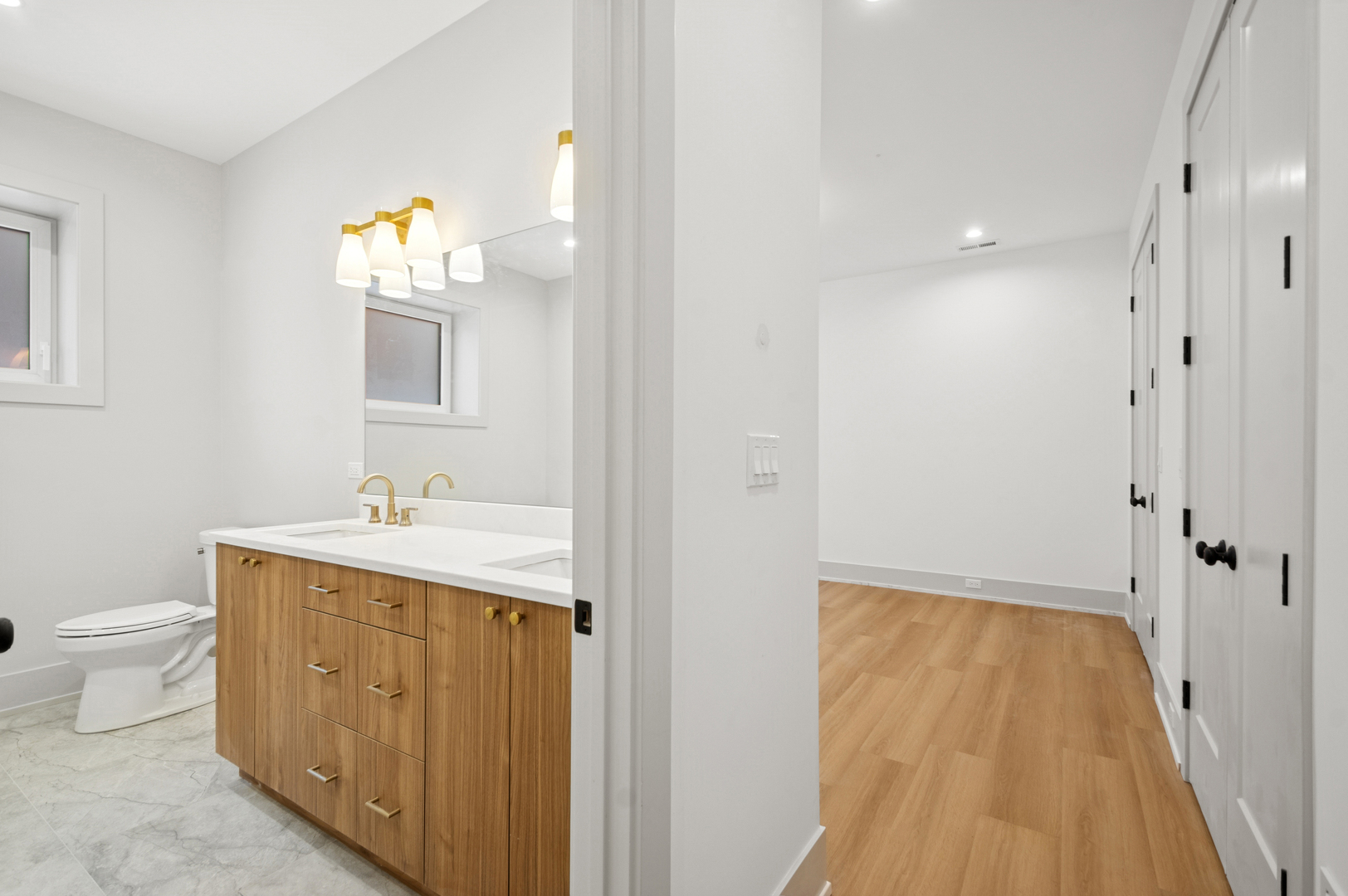 2246 W Lyndale St #1 Chicago, IL 60647