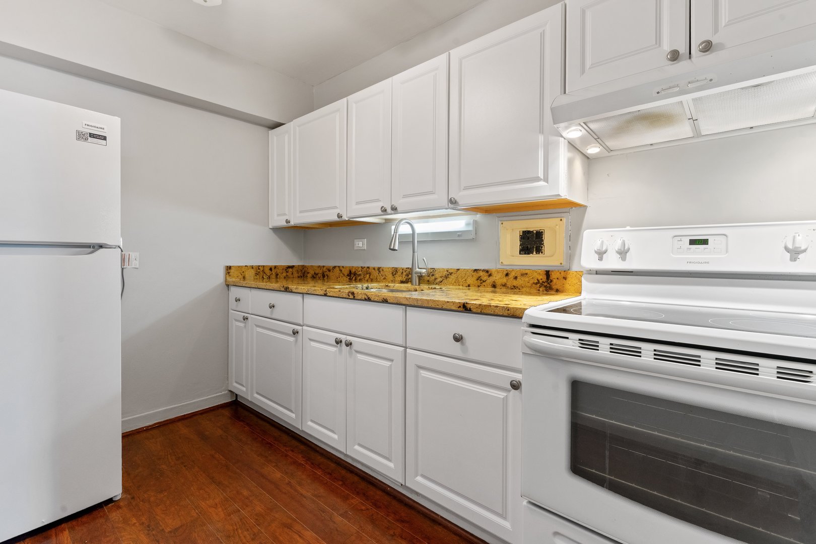 7337 S South Shr Dr #607 Chicago, IL 60649