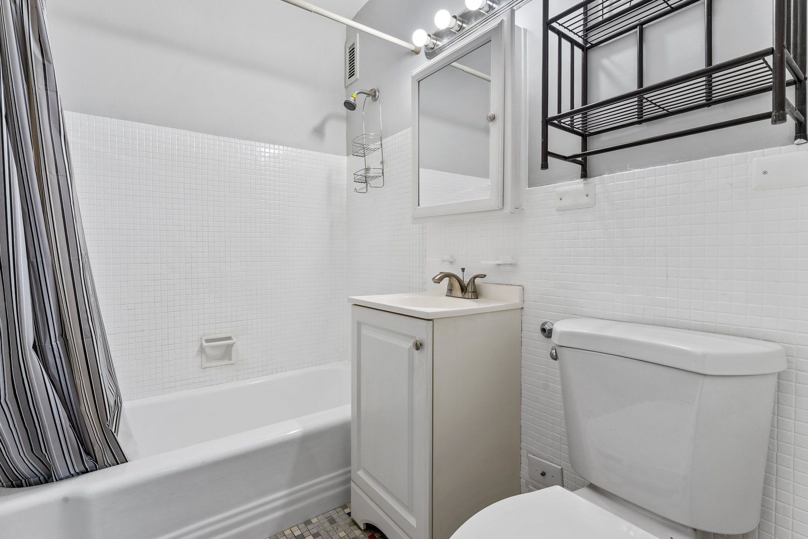 7337 S South Shr Dr #607 Chicago, IL 60649