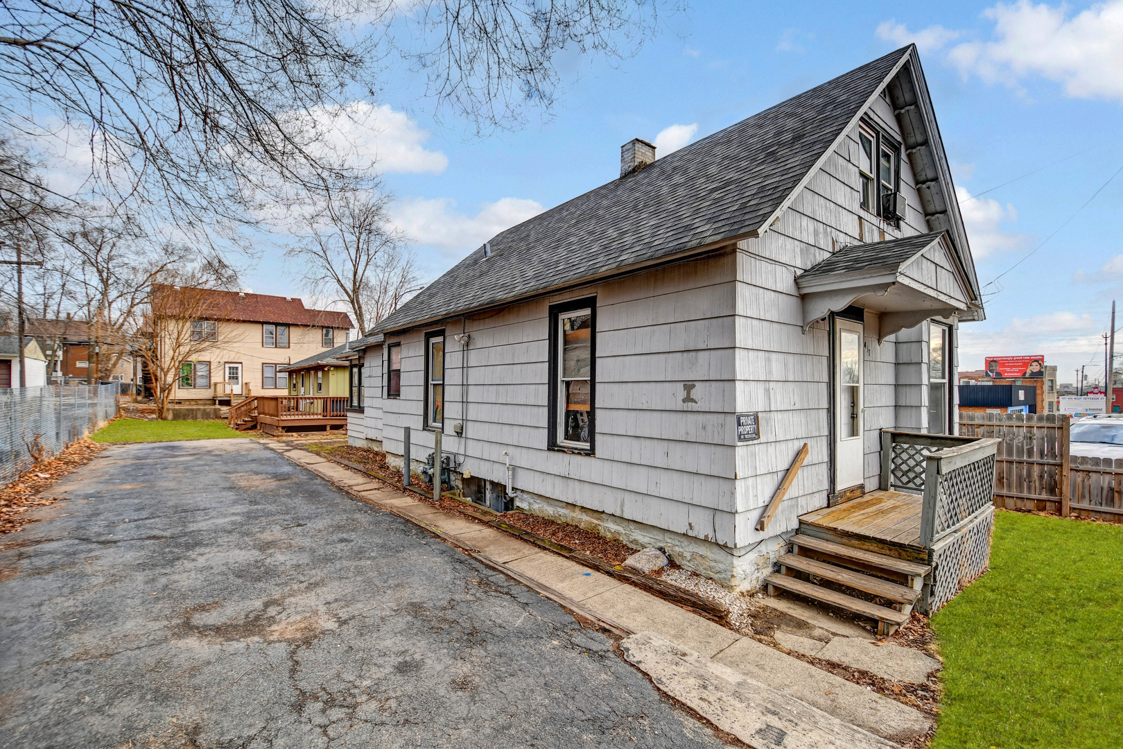 417 W Jefferson St Joliet, IL 60435