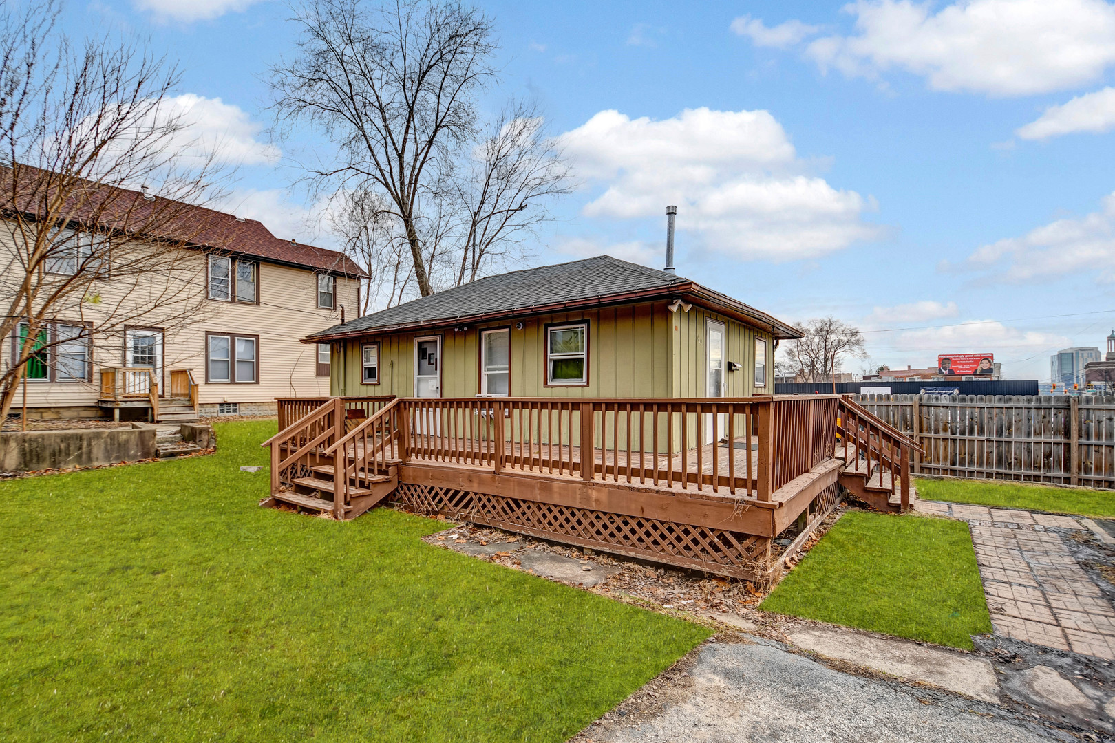 417 W Jefferson St Joliet, IL 60435