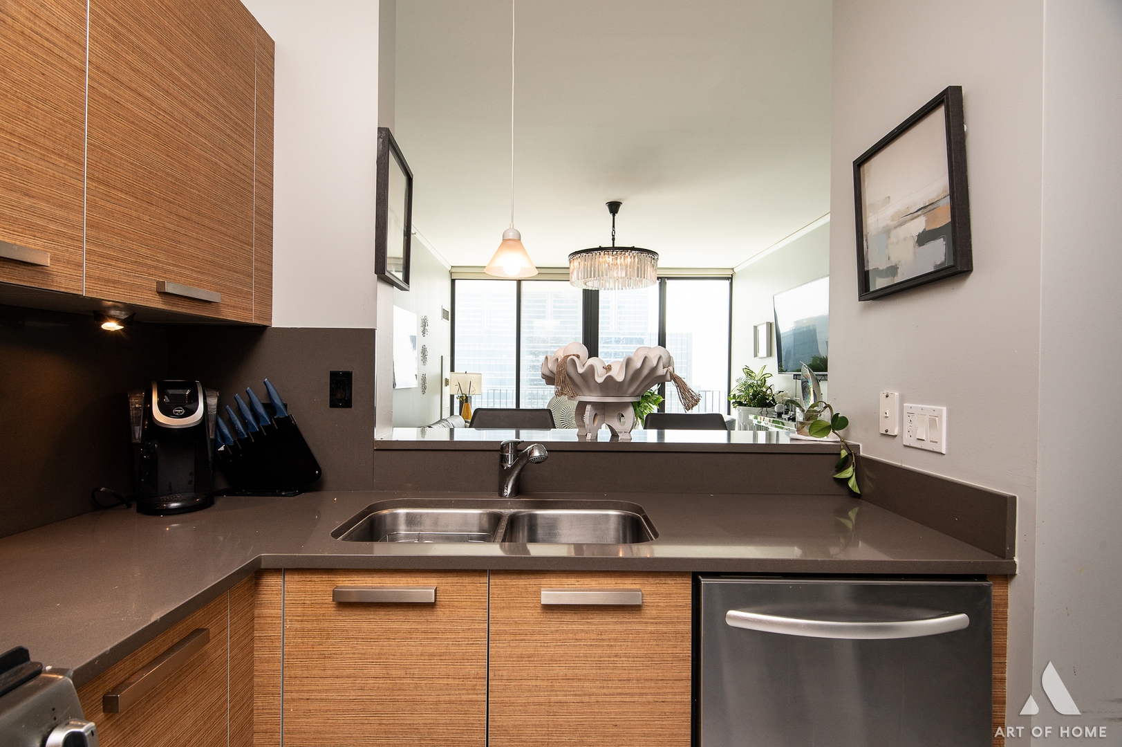 225 N Columbus Dr #6807 Chicago, IL 60601