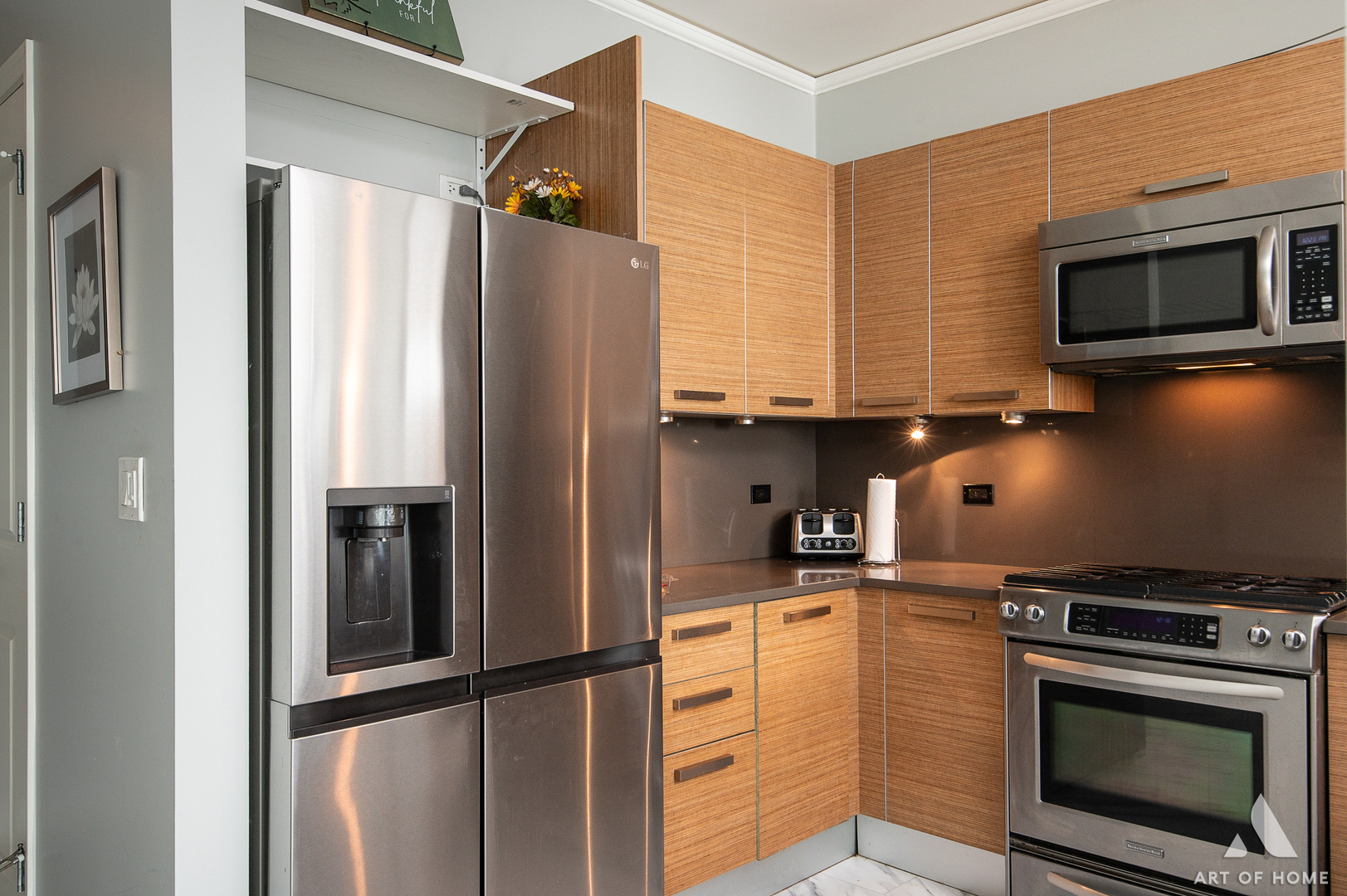 225 N Columbus Dr #6807 Chicago, IL 60601