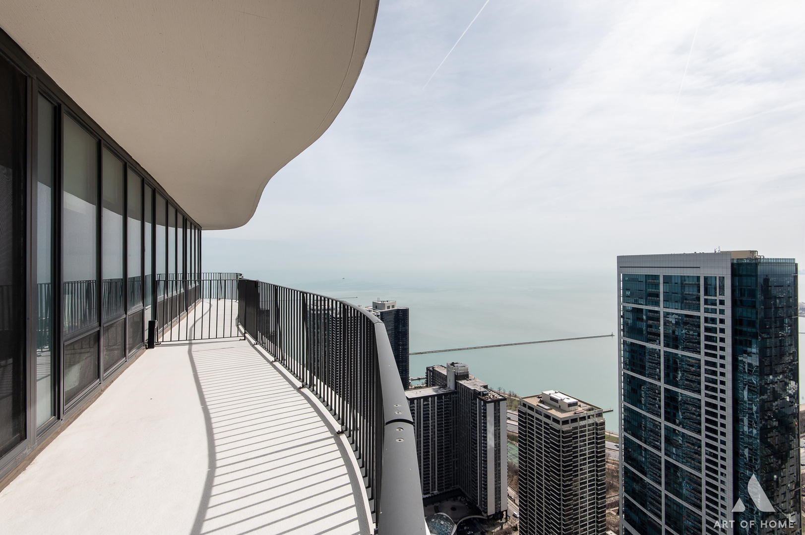 225 N Columbus Dr #6807 Chicago, IL 60601