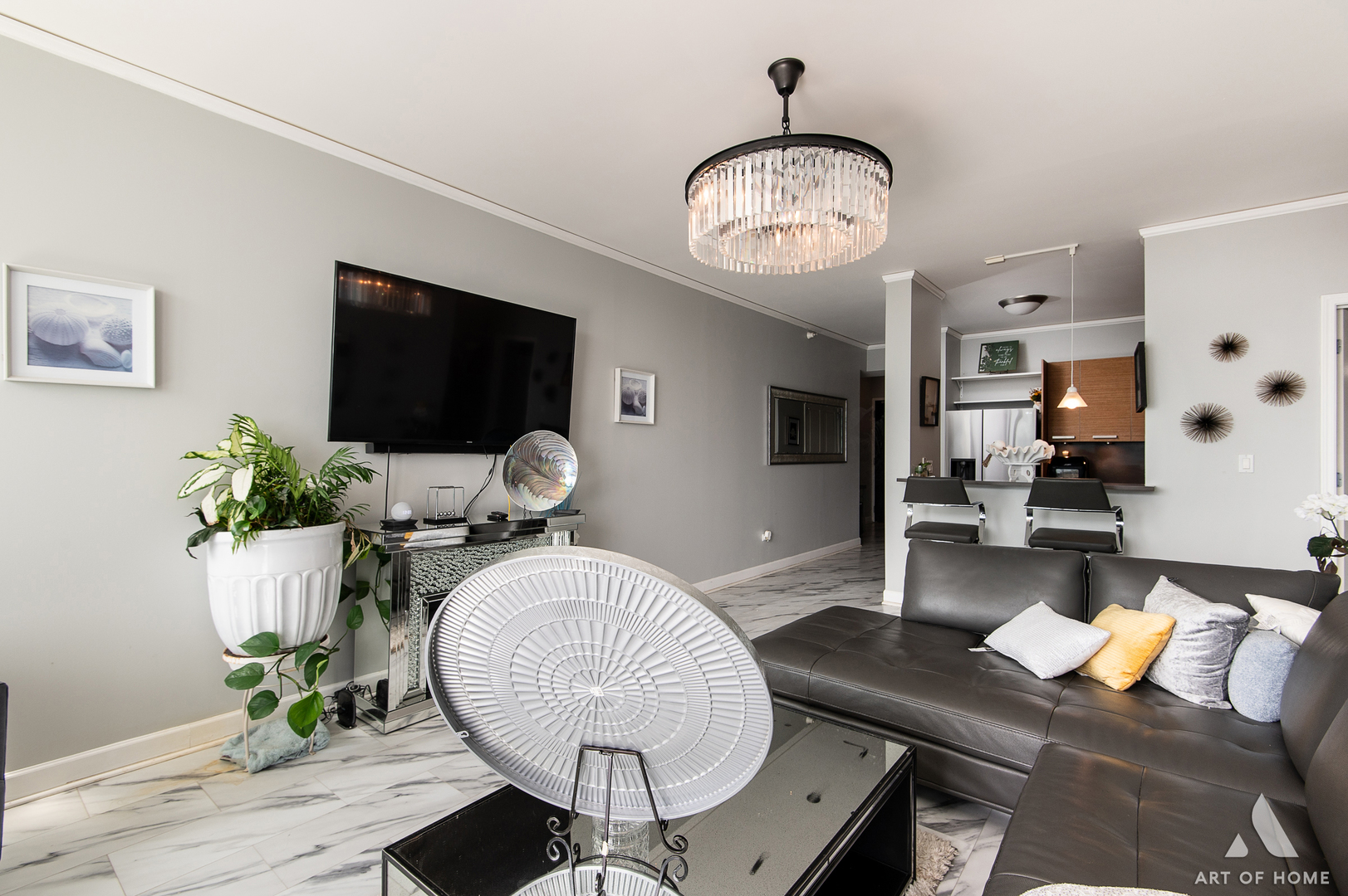 225 N Columbus Dr #6807 Chicago, IL 60601