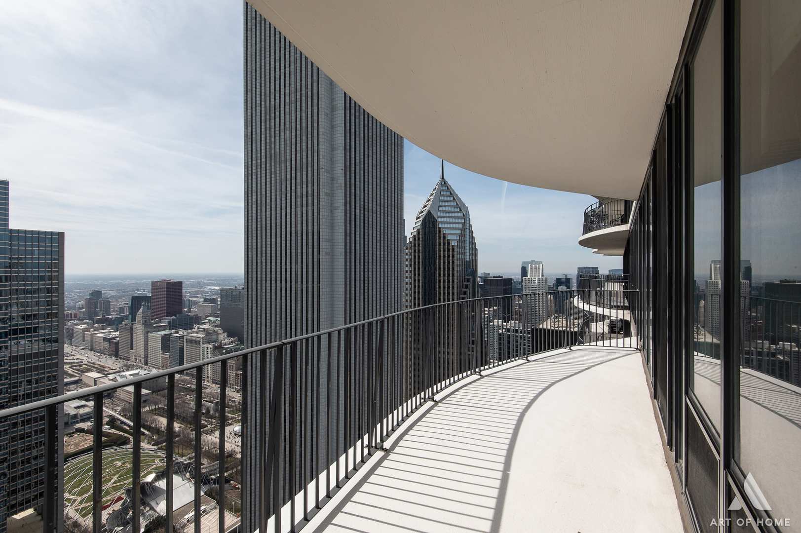 225 N Columbus Dr #6807 Chicago, IL 60601