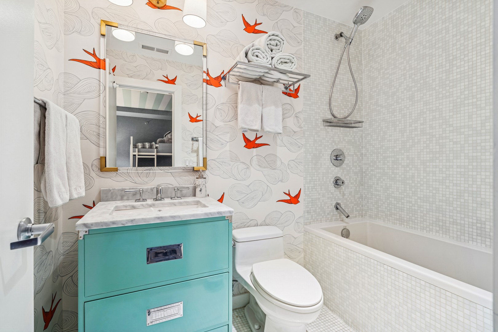 3030 N Lk Shr Dr #PH401 Chicago, IL 60657