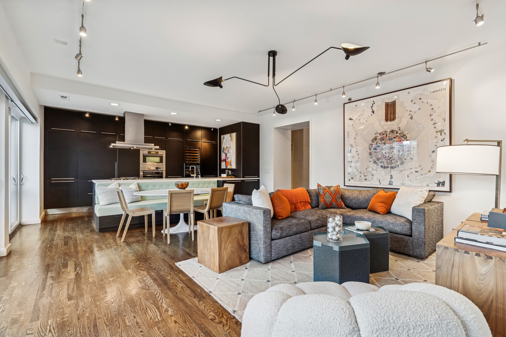 3030 N Lk Shr Dr #PH401 Chicago, IL 60657