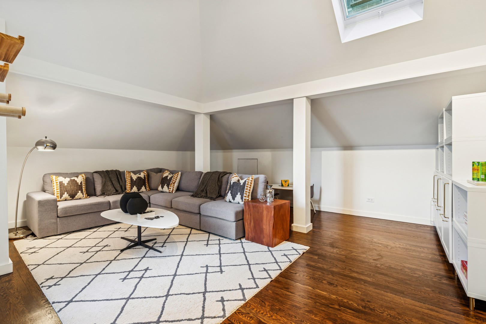 3030 N Lk Shr Dr #PH401 Chicago, IL 60657