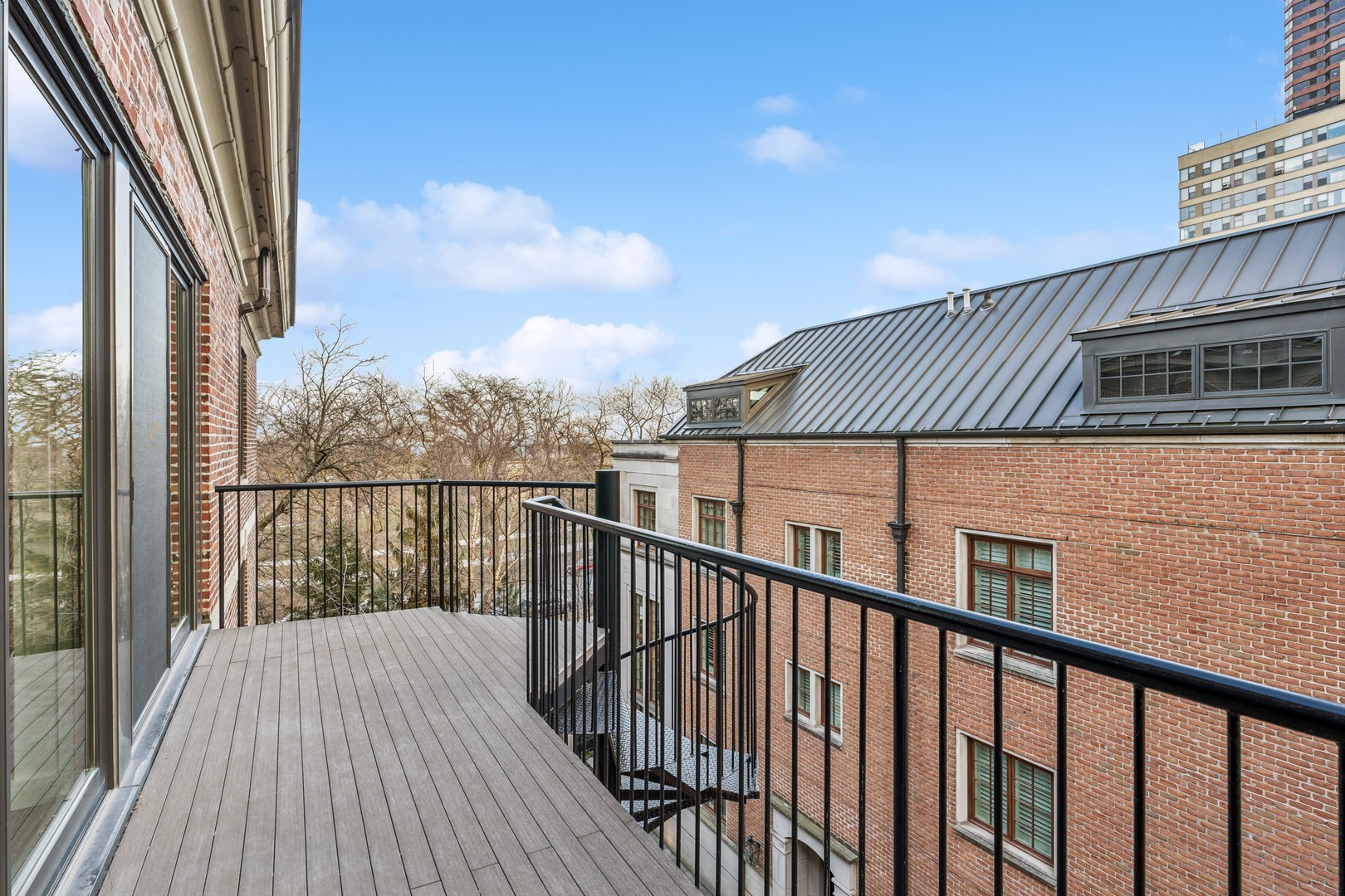 3030 N Lk Shr Dr #PH401 Chicago, IL 60657