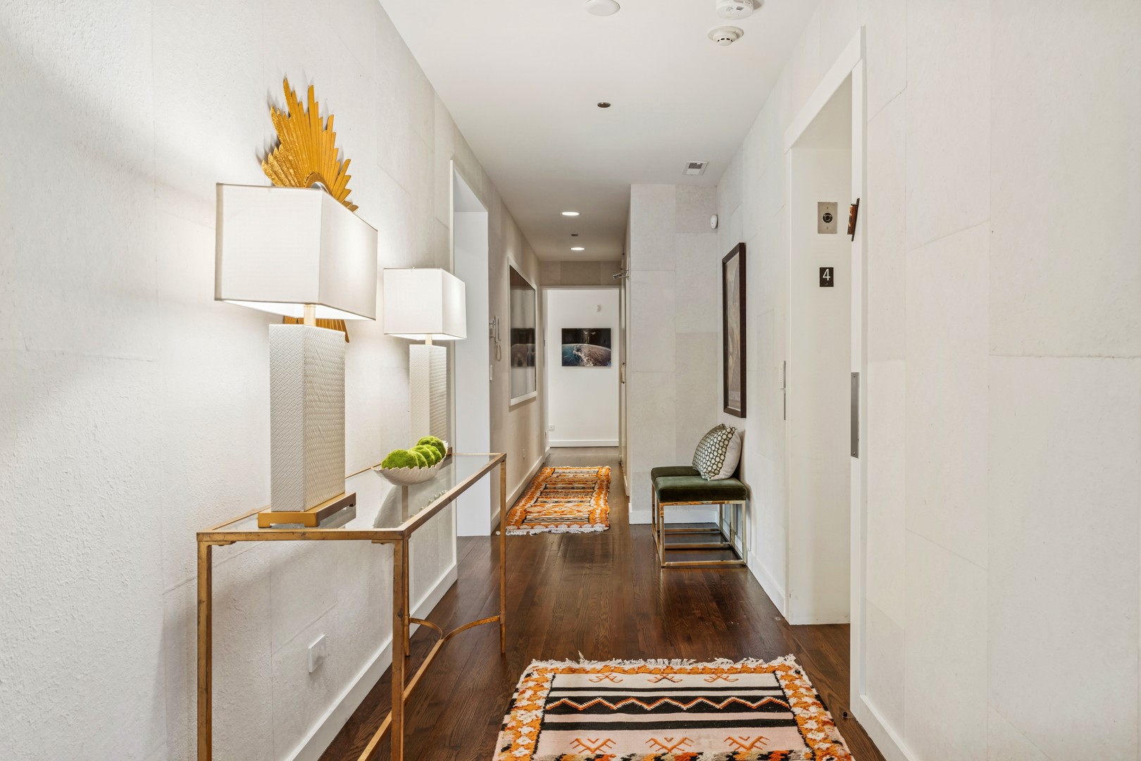 3030 N Lk Shr Dr #PH401 Chicago, IL 60657