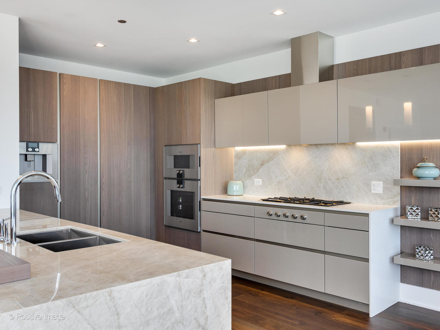 363 E Wacker Dr #2304 Chicago, IL 60601