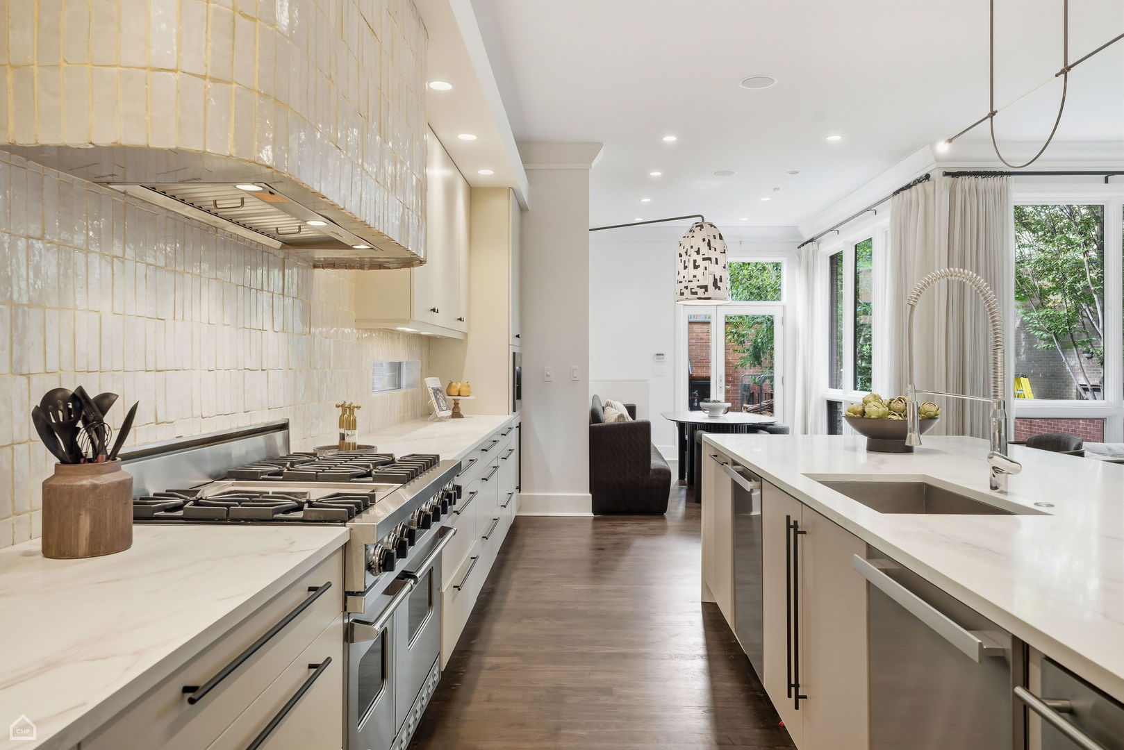 1838 N WOLCOTT Ave Chicago, IL 60622