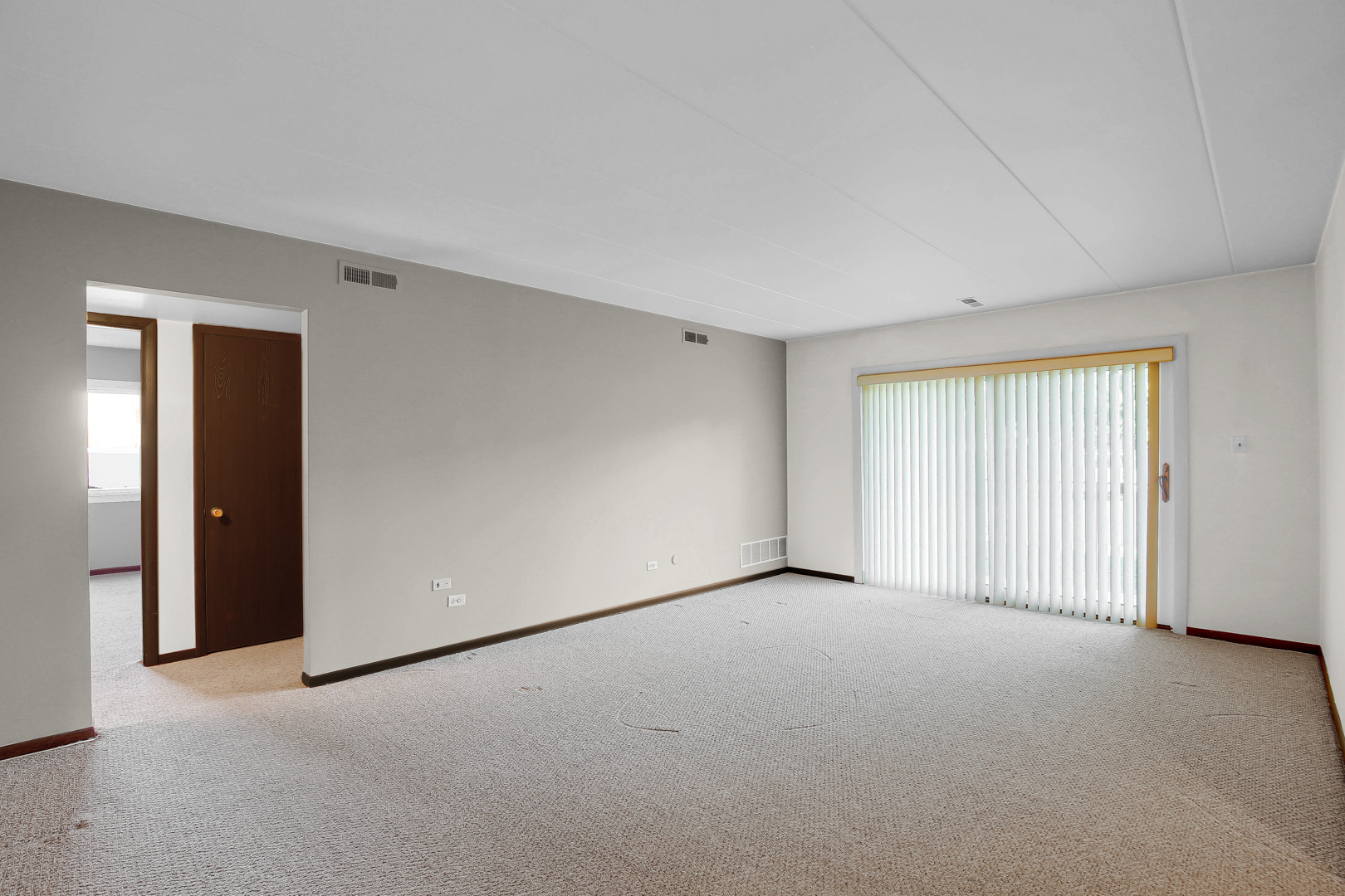 1940 183rd St #1D Homewood, IL 60430