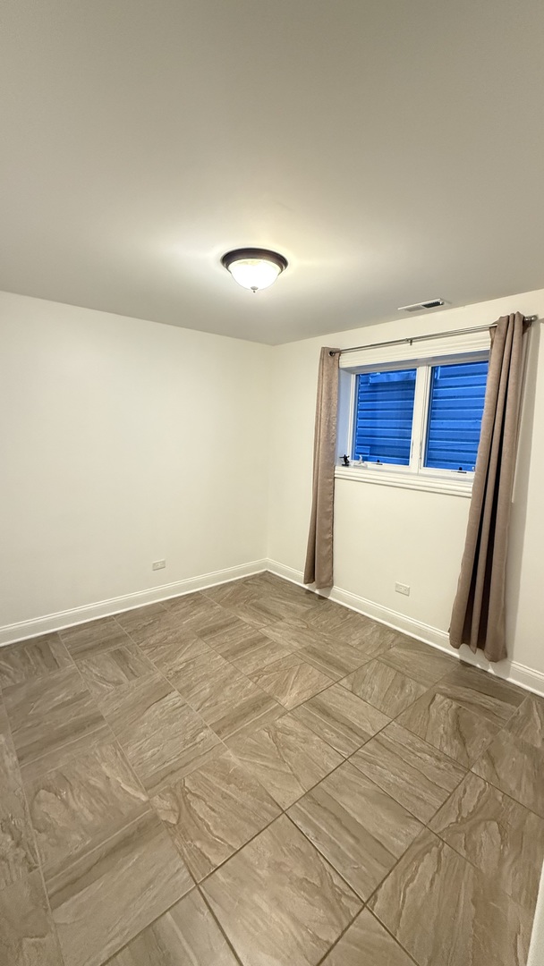 4411 S Wallace St Chicago, IL 60609