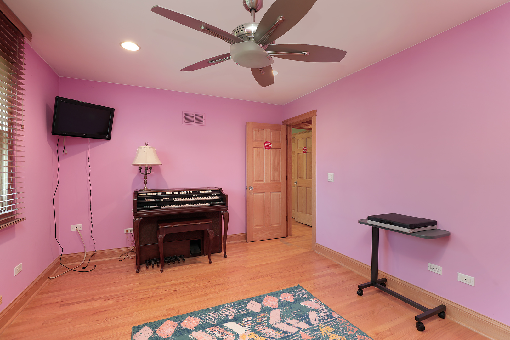 730 Castlewood Ln Deerfield, IL 60015