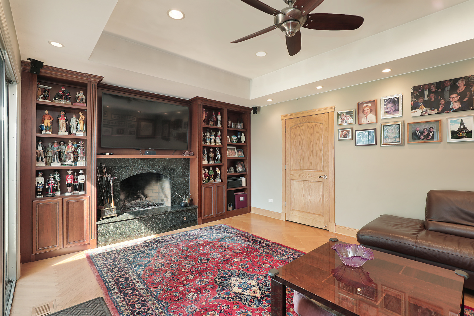 730 Castlewood Ln Deerfield, IL 60015