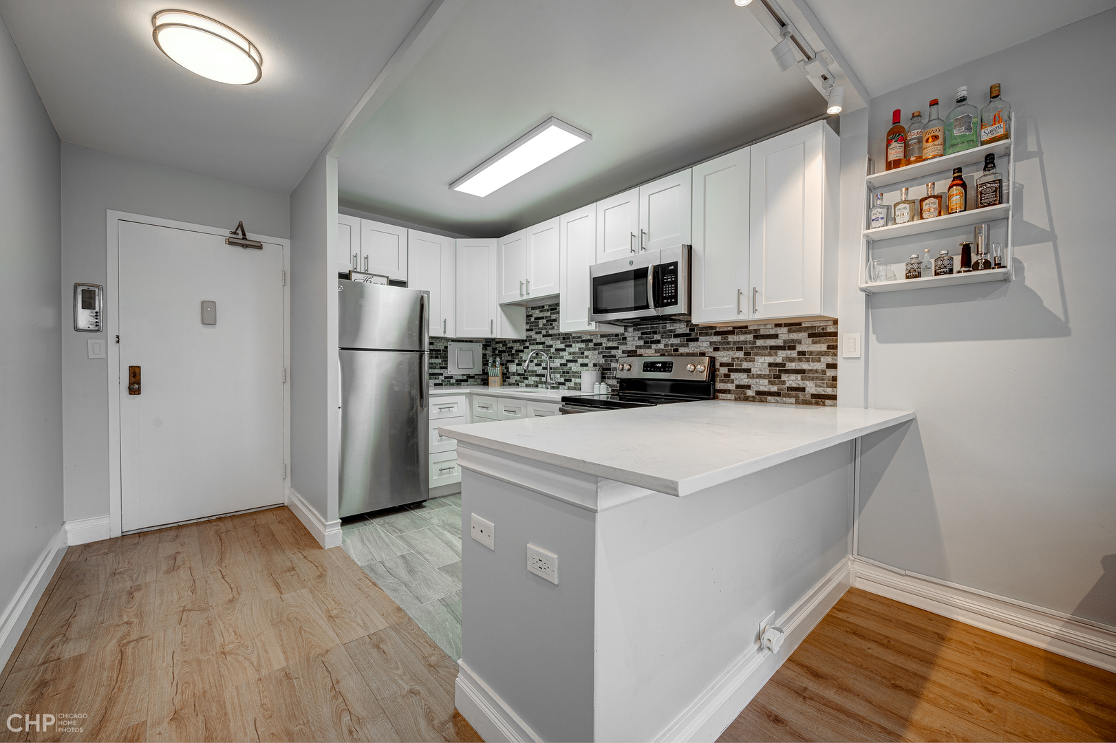 5757 N Sheridan Rd #10G Chicago, IL 60660