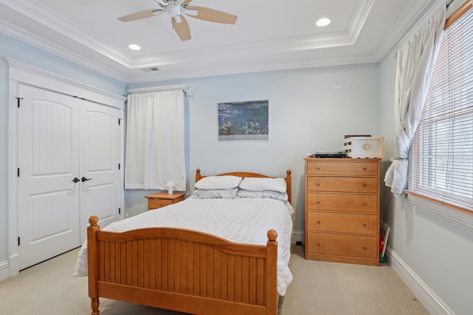 1521 Gregory Ave Wilmette, IL 60091