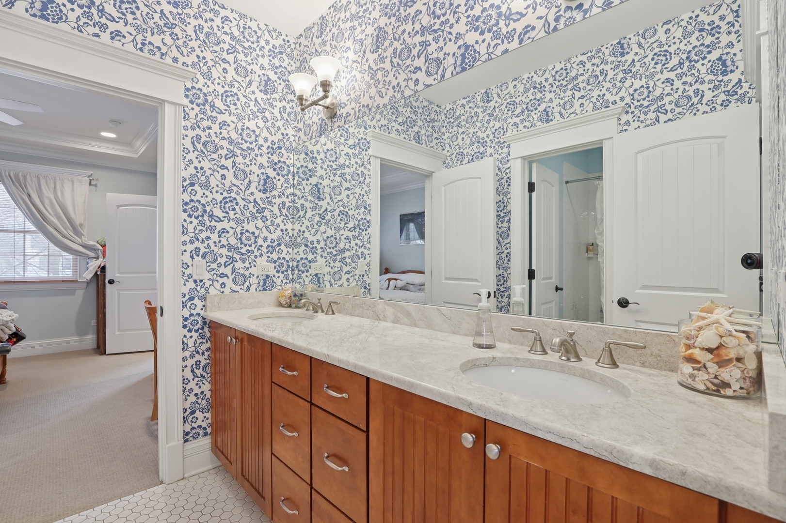 1521 Gregory Ave Wilmette, IL 60091