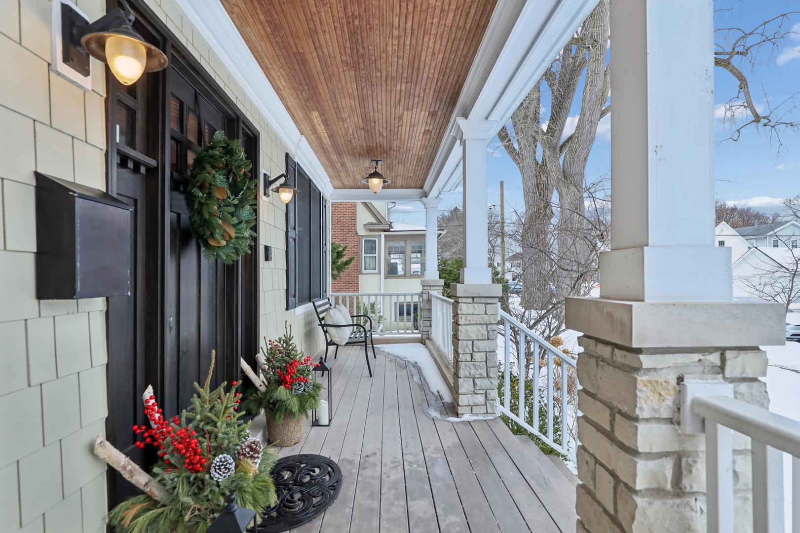 1521 Gregory Ave Wilmette, IL 60091