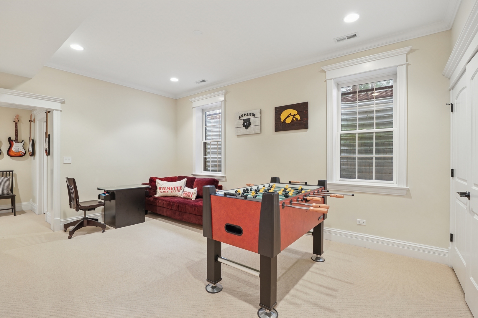 1521 Gregory Ave Wilmette, IL 60091